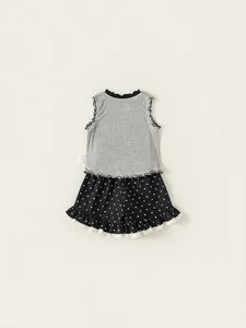 Girls sleeveless ribbed knit set with heart pattern shorts and lace trim details