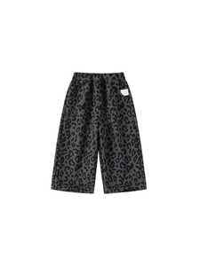Kids wide-leg knit pants with leopard print pattern and elastic waistband design