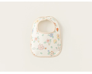 Close-up of floral strawberry print on soft cotton gauze waterproof baby bib