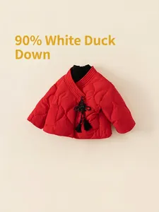 Rote Kinderdaunenjacke im chinesischen Stil mit 90% Entendaunen und traditionellen Knöpfen