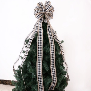 Nœud décoratif pour sapin de Noël à carreaux noirs et blancs avec de longs rubans