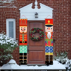 Notenkraker kerstbanners met soldaatpatronen voor feestelijke voordeur decoraties