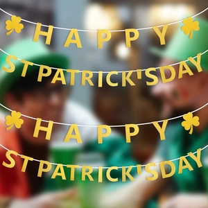 Bannière dorée pailletée Happy St. Patrick's Day avec trèfles pour décor de fête