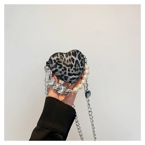 Leopard Print Heart Shaped Mini Crossbody Bag With Artificial Pearl Chain Strap Small Shoulder Bag For Women Girls Y2K Trendy Style