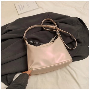 Borsa a Spalla da Donna in Pelle PU Alla Moda Elegante Catena in Metallo con Künstliche Perle Borsa a Tracolla Minimalista