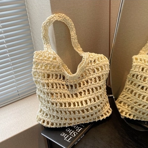 Minimalist Women Straw Shoulder Bag Hand Woven Hollow Out Tote Bag With Inner Lining For Beach Vacation Fashion Large Capacity Handbag