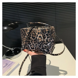 Vintage leopard print square PU leather crossbody bag with top handle and shoulder strap
