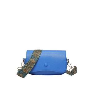 Blaue PU-Leder Umhängetasche mit Ethno-Webgurt und goldenen Metallbeschlägen für Damen
