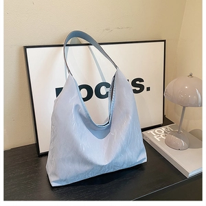 Sac à Épaule Minimaliste en Cuir PU Grande Capacité pour Femmes Couleur Unie Texture Plissée Sac à Main Hobo Tote Mode Quotidienne