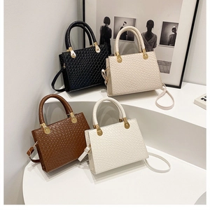 Women Sophisticated Woven Texture PU Leather Tote Bag Business Commuter Fashion Shoulder Bag Handbag With Gold Hardware
