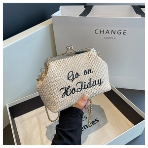 Sac Bandoulière en Paille Tissé à la Main Mode Femme Sac à Épaule Kiss-lock Avec Broderie Chaîne en Métal Sac à Main de Plage