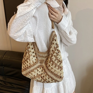 Contrast color handmade crochet straw tote bag with geometric hollow pattern for beach vacation