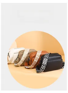 Détail de quatre sacs bandoulière multicouches avec texture et sangles tissées