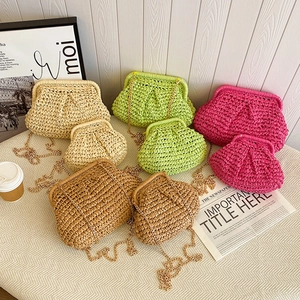 Sac à Bandoulière en Paille Tissé à la Main pour Femmes et Filles Sac Coquille à Chaîne de Plage d'Été Sac à Bandoulière de Vacances Parent-Enfant Élégant