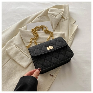 Women Vintage Quilted Denim Shoulder Bag Gold Chain Strap Turn Lock Crossbody Purse Urban Simple Daily Casual Flap Bag