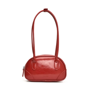 Minimalist red glossy PU leather shoulder bag with sleek curved design and MUDUO logo