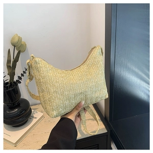 Sac hobo tissé beige minimaliste avec texture en V et bandoulière assortie