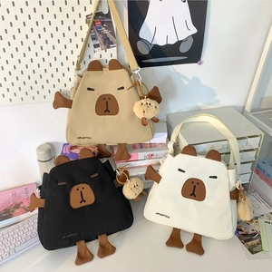 Mignon Sac à Épaule en Nylon Forme de Capybara pour Femmes Sac Bandoulière Avec Décoration 3D et Pendentif en Peluche Sac Messager