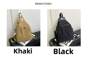 Vue détaillée des sacs bandoulière en nylon décontractés en couleurs kaki et noir