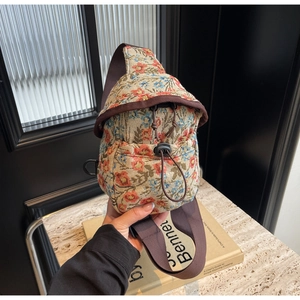 Vintage Floral Jacquard Shoulder Bag For Women Adjustable Strap Drawstring Chest Bag Casual Versatile Ethnic Style Crossbody Bag