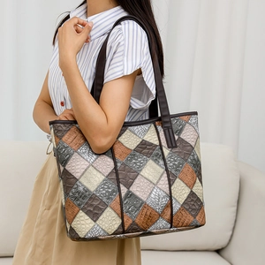Fashionable patchwork PU leather tote bag with crocodile pattern and brown handles