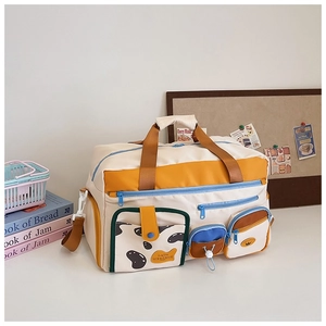 Multifunktionale Nylon Umhängetasche mit bunten Taschen und Kuhfell-Print für Damen