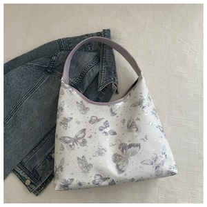 Sac hobo en cuir PU d'été avec imprimé papillon violet sur fond blanc