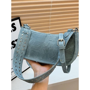 Sac Sous le Bras Métallique à Rivets Punk Y2K pour Femmes Sac à Bandoulière en Cuir PU Sac Hobo Vintage Mode