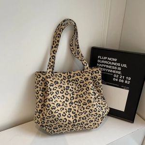 Sac Cabas en Tissu à Imprimé Léopard de Grande Capacité pour Femmes Mode Automne Sac à Bandoulière Urbain Minimaliste Navette