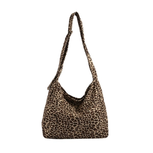 Chic large capacity leopard print canvas hobo bag with wide shoulder strap for women