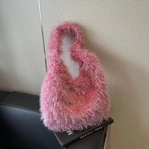 Sac à Bandoulière en Peluche Mode Automne 2024 pour Femmes Grand Sac Fourre-tout en Fausse Fourrure Couleur Unie Sac à Main Moelleux Sac Messager d'Hiver