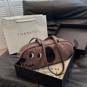 Sac à main créatif en forme de chien en daim marron avec poignées en cuir et boîte