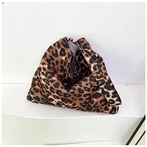 Women Fashion Leopard Print Tote Bag Large Capacity Fabric Shoulder Bag Casual Printed Handbag Shopper Bag For Autumn