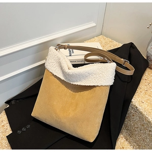 New Fashion Suede Shoulder Bag For Women Faux Sherpa Trim Large Capacity Crossbody Bag Minimalist Autumn Winter Tote Bag