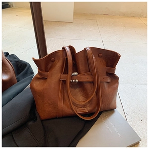 Borsa Tote da Donna in Pelle PU di Grande Capacità Con Elegante Fibbia in Metallo Semplicità Urbana Tinta Unita Tracolla