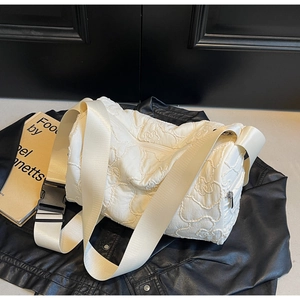 Women Quilted Flower Shoulder Bag Large Capacity Nylon Puffy Handbag Simple Urban Casual Crossbody Bag For Daily Travel