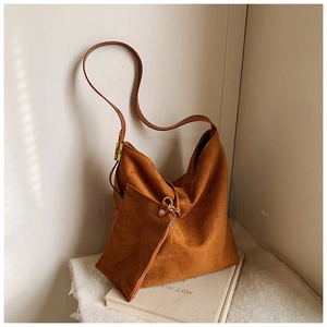 Women Large Capacity Faux Suede Shoulder Bag Urban Hobo Tote With Detachable Pouch Golden Lock Decor Retro All-Match Handbag