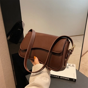 Women Fashion PU Leather Shoulder Bag Solid Color Wave Flap Magnetic Buckle Underarm Bag Commuter Elegant Handbag For Daily Use