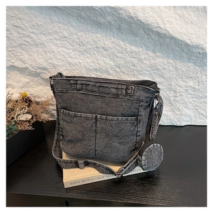 Sac Bandoulière Vintage en Denim Lavé pour Femmes Sac à Épaule Décontracté Grande Capacité Avec Mini Pochette Ronde