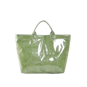 Sac fourre-tout en papier Dupont vert clair imperméable avec texture froissée