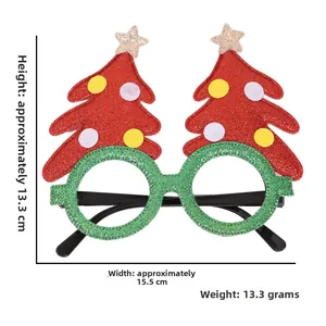 Vista detallada de gafas de Navidad con dimensiones de 15,5 cm de ancho y 13,3 cm de alto