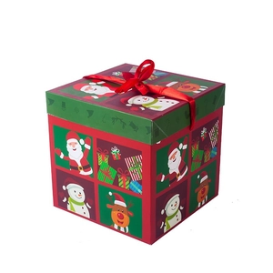 Caja de regalo de Navidad clásica roja y verde con diseños de Papá Noel y renos