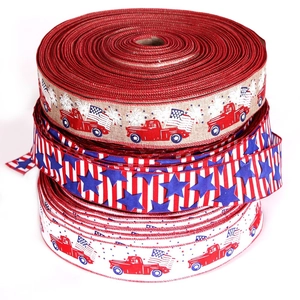 Rubans fête nationale avec étoiles rouges blanches bleues et camions déco