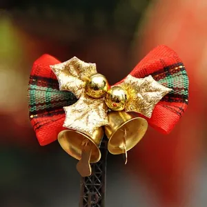 Mini nœud de Noël écossais avec feuilles dorées et cloches pour décor de sapin