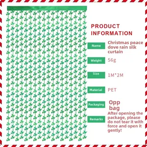 Détail du rideau de pluie de Noël en PET vert avec motifs de colombes, taille 1M x 2M