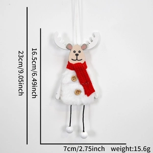Tableau des tailles détaillé pour renne de Noël en peluche avec écharpe rouge et bois