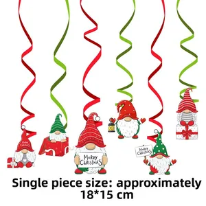 Vue détaillée des décorations de Noël gnomes suspendues 18x15cm pour décor de fête