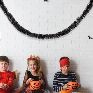 2-meter black Halloween tinsel garland decoration for festive party wall hanging