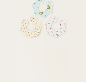 Lot de trois bavoirs pétales en coton pour bébé avec textures douces et motifs d'animaux