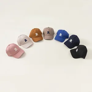Kids sports baseball cap with R embroidery in 7 colors for sun protection